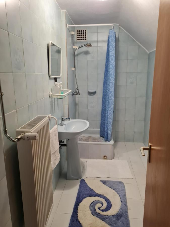 Gyoengyvirag Apartman Ленти Екстериор снимка