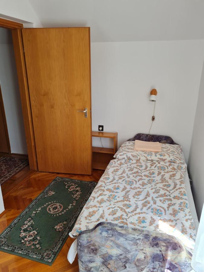 Gyoengyvirag Apartman Ленти Екстериор снимка