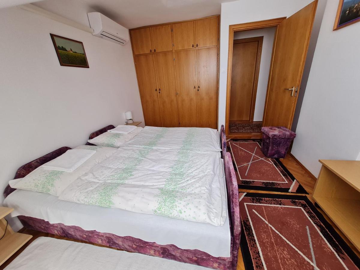 Gyoengyvirag Apartman Ленти Екстериор снимка